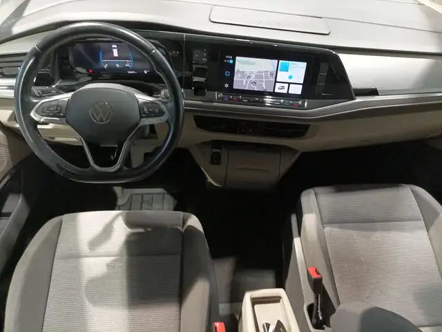 Volkswagen Multivan view 14