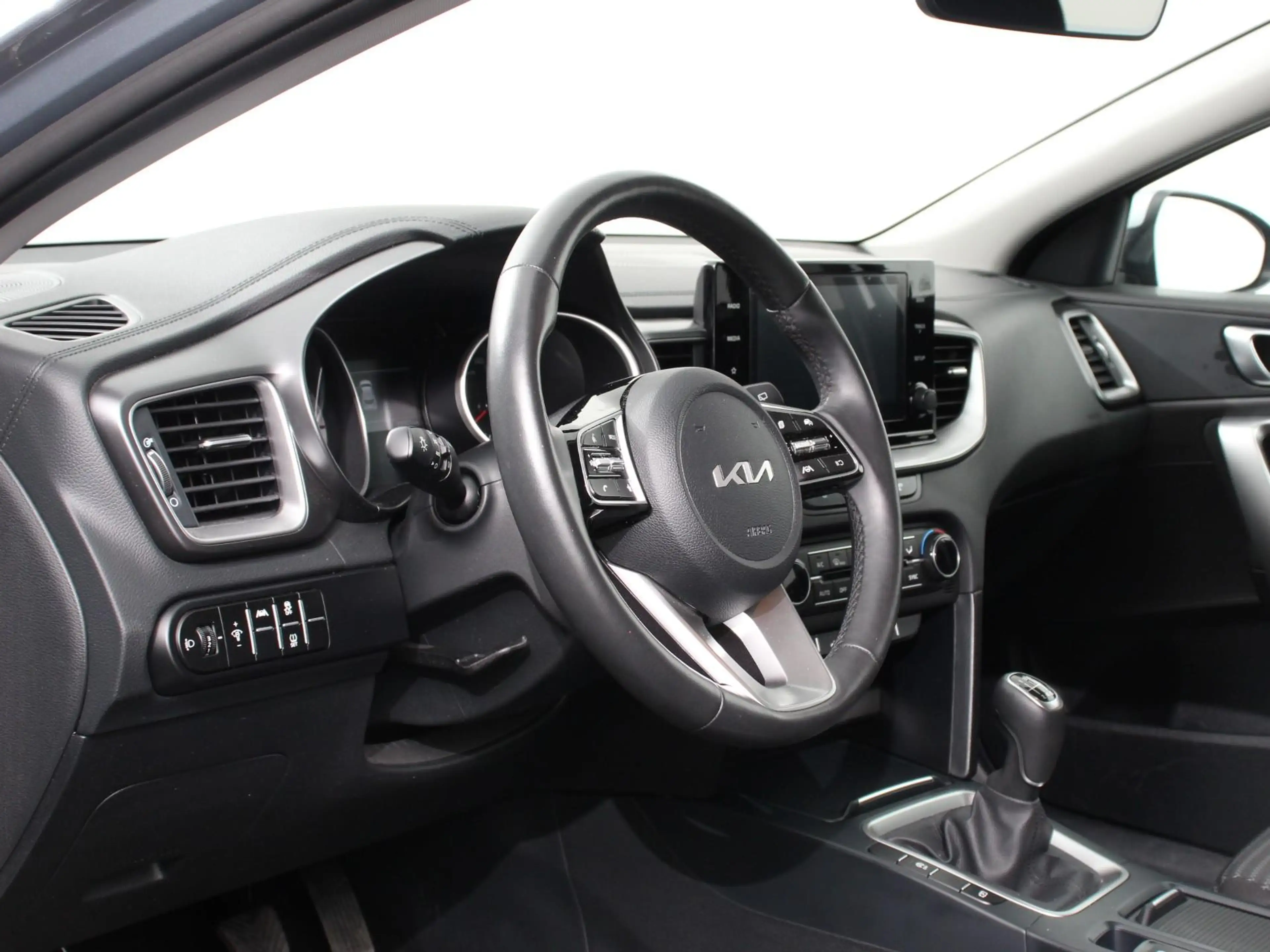 Kia XCeed 1.0 T-GDi 120pk ComfortLine Camera Navigatie Apple — photo 2