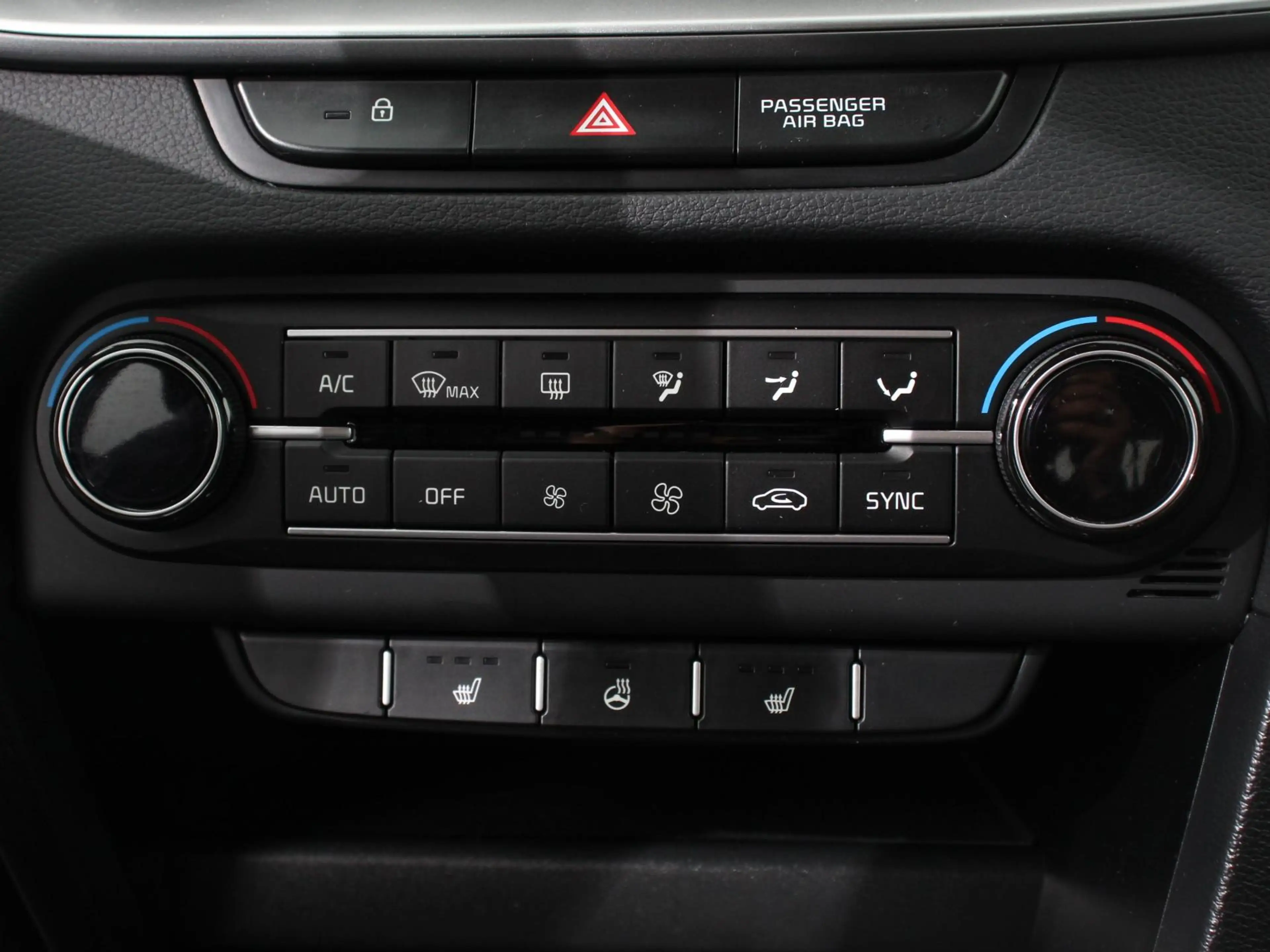 Kia XCeed 1.0 T-GDi 120pk ComfortLine Camera Navigatie Apple — photo 11