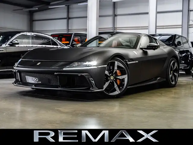 Ferrari Autres 12 Cilindri Spider /Full Carbon/Nero Opaco/ 2027
