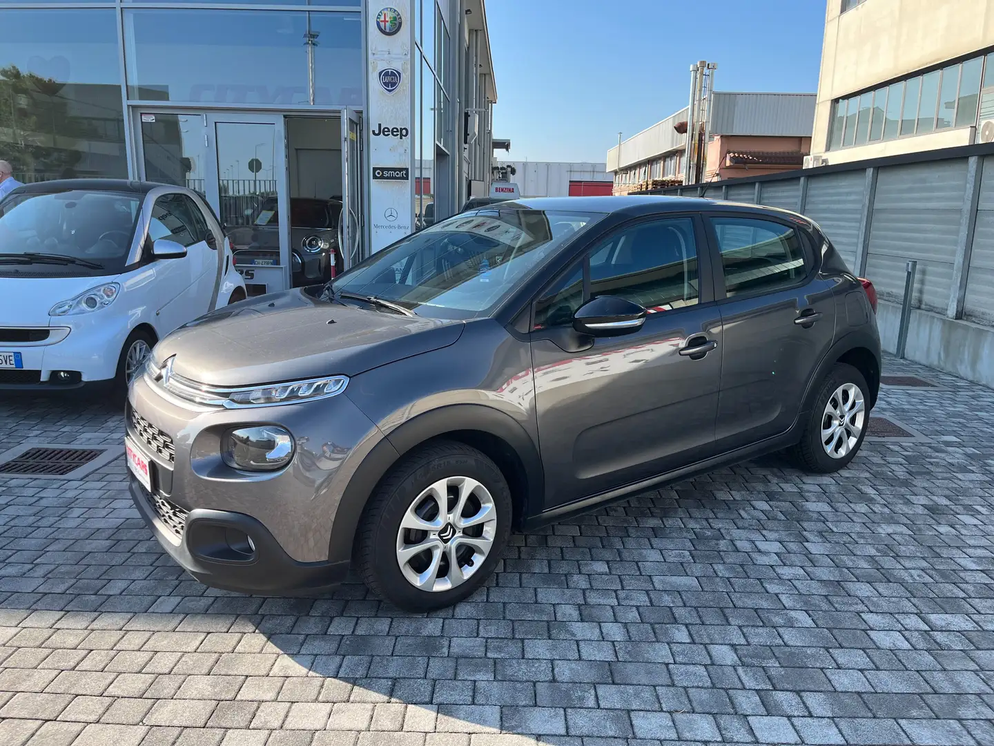 Citroen C3 1.2 puretech Feel  Ok Neopatentati !! Grigio - 1