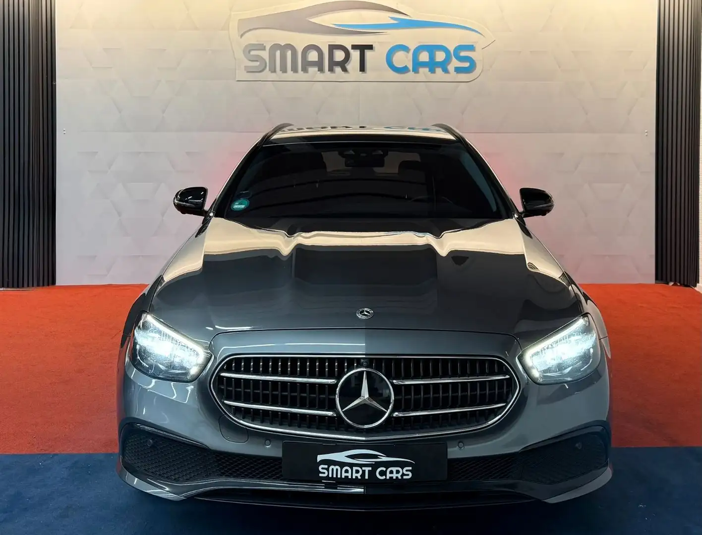 Mercedes-Benz E 300 T de 4Matic*Leder*HuD*AHK*360°*Voll* Grau - 2