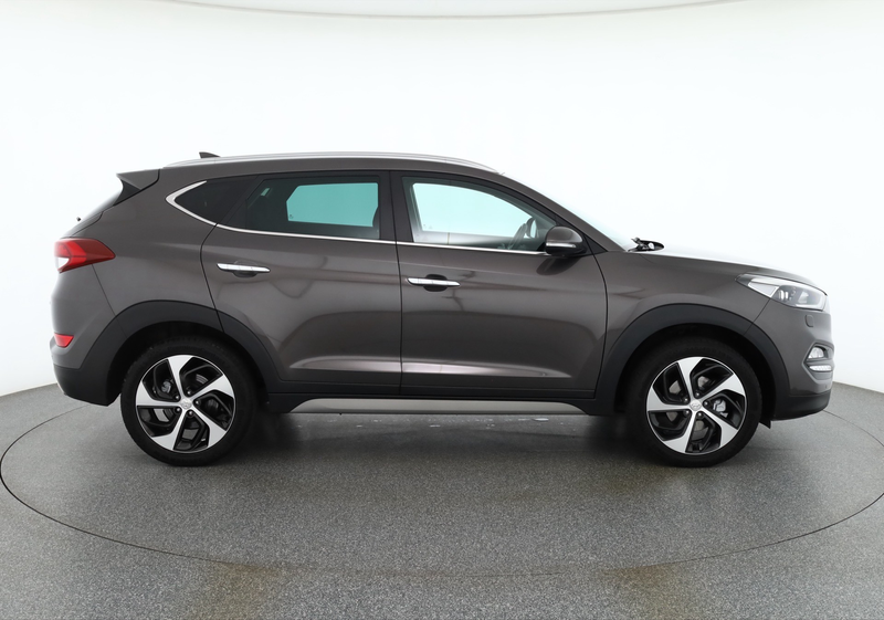 Hyundai TUCSON 1.6 T-GDI Trend 4WD LED Navi Sitzheizung — photo 6