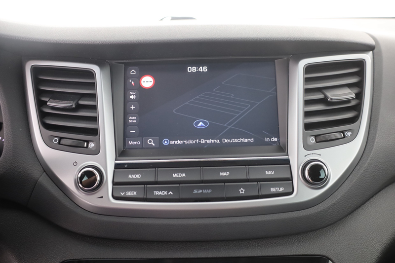 Hyundai TUCSON 1.6 T-GDI Trend 4WD LED Navi Sitzheizung — photo 11