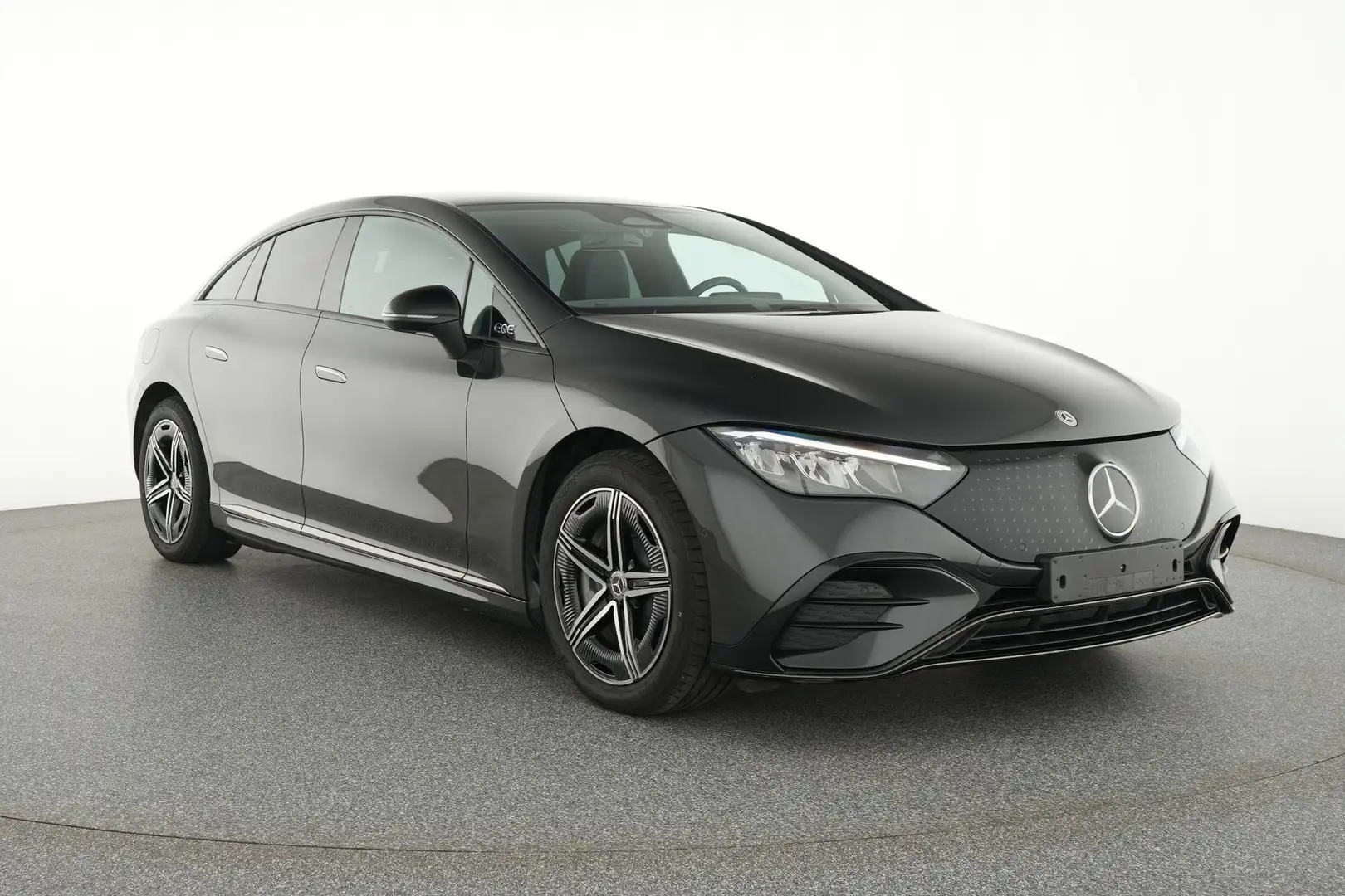 Mercedes-Benz EQE 300 AMG Line + LEDER + PANORAMISCH DAK + NIGHTPAKKET + Gris - 2