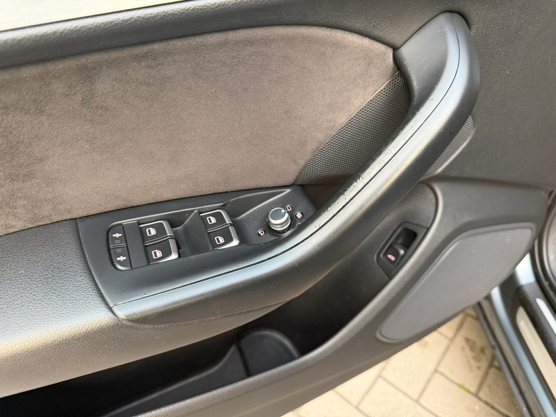 Audi Q3 2.0 TFSI quattro Sport Pro Line S - Pano Carplay K — photo 16