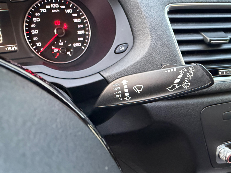 Audi Q3 2.0 TFSI quattro Sport Pro Line S - Pano Carplay K — photo 31