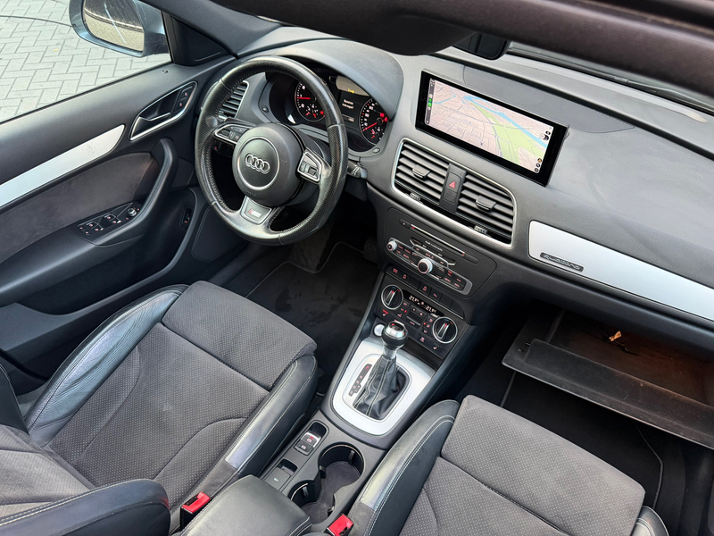 Audi Q3 2.0 TFSI quattro Sport Pro Line S - Pano Carplay K — photo 3