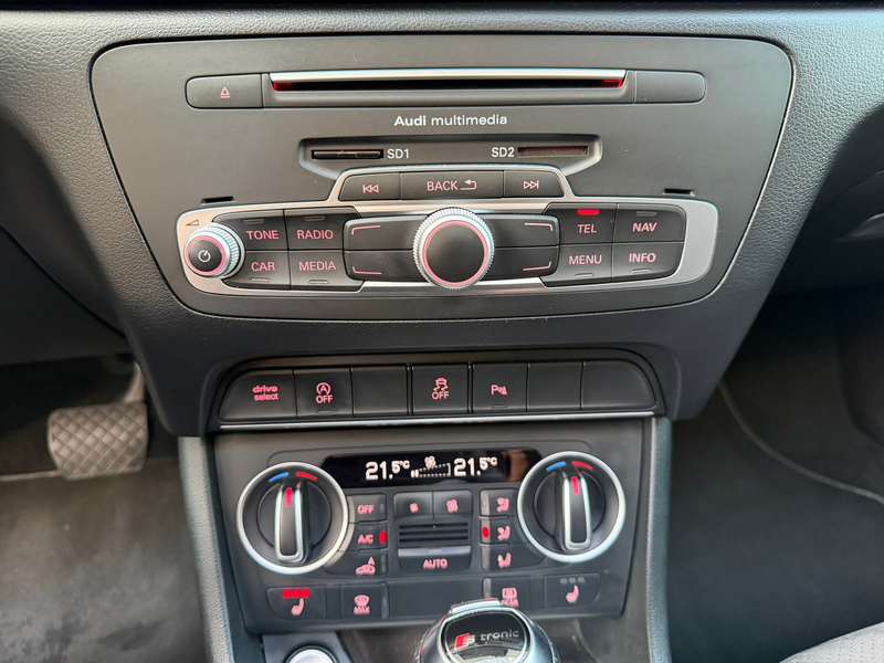 Audi Q3 2.0 TFSI quattro Sport Pro Line S - Pano Carplay K — photo 26