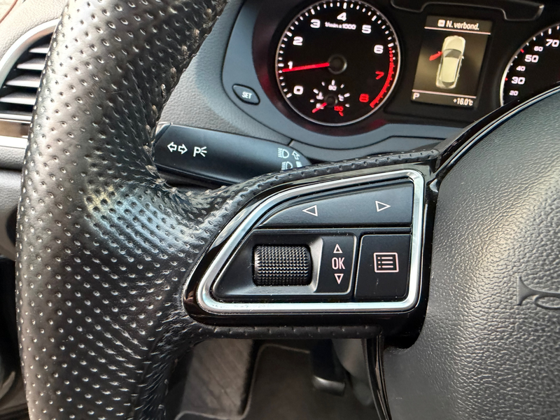 Audi Q3 2.0 TFSI quattro Sport Pro Line S - Pano Carplay K — photo 30