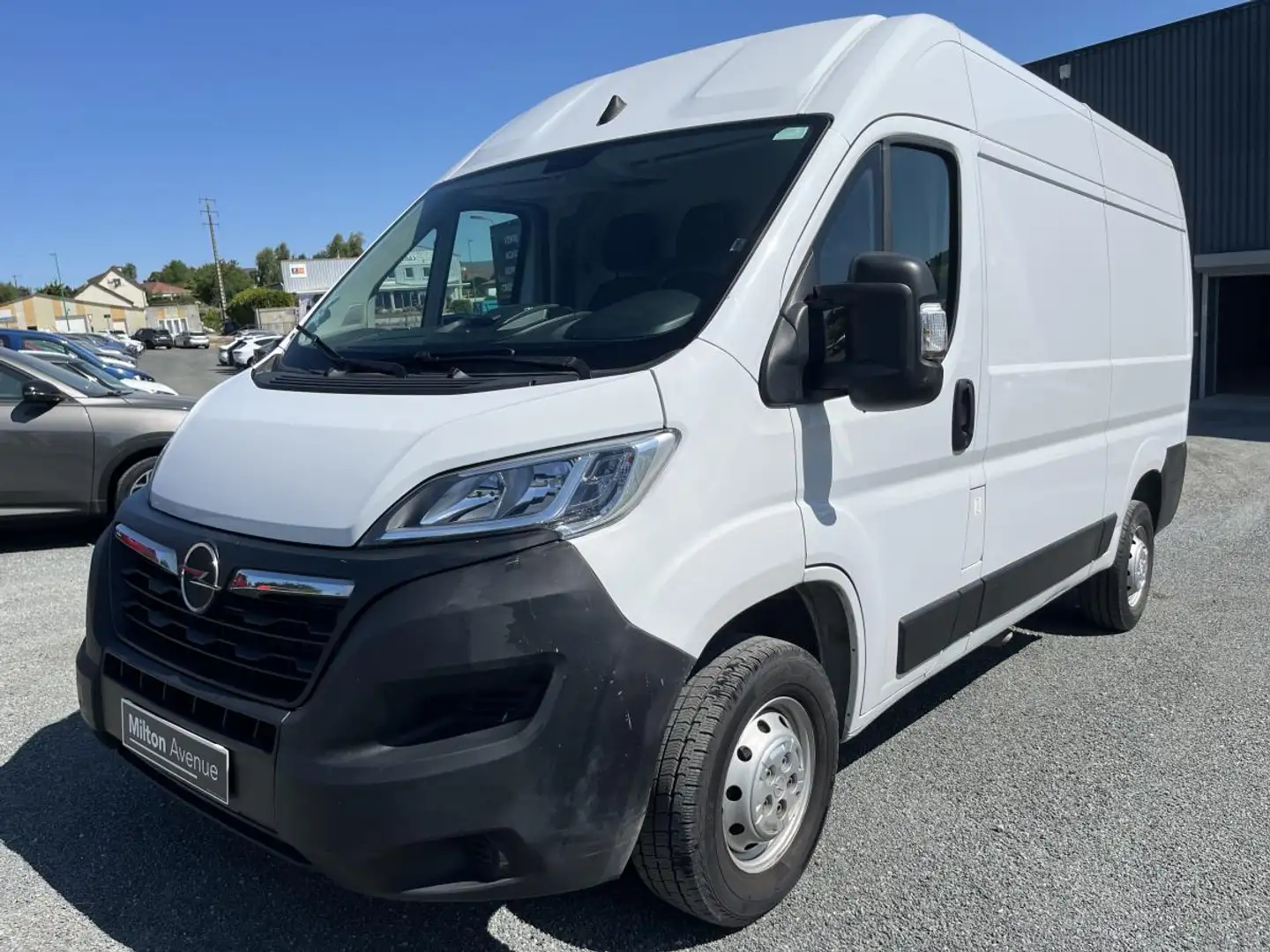 Opel Movano Movano 3.3t L2H2 2.2 BlueHDi S\u0026S - 140  Pack  Blanc - 1