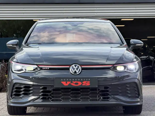 Volkswagen Golf view 11