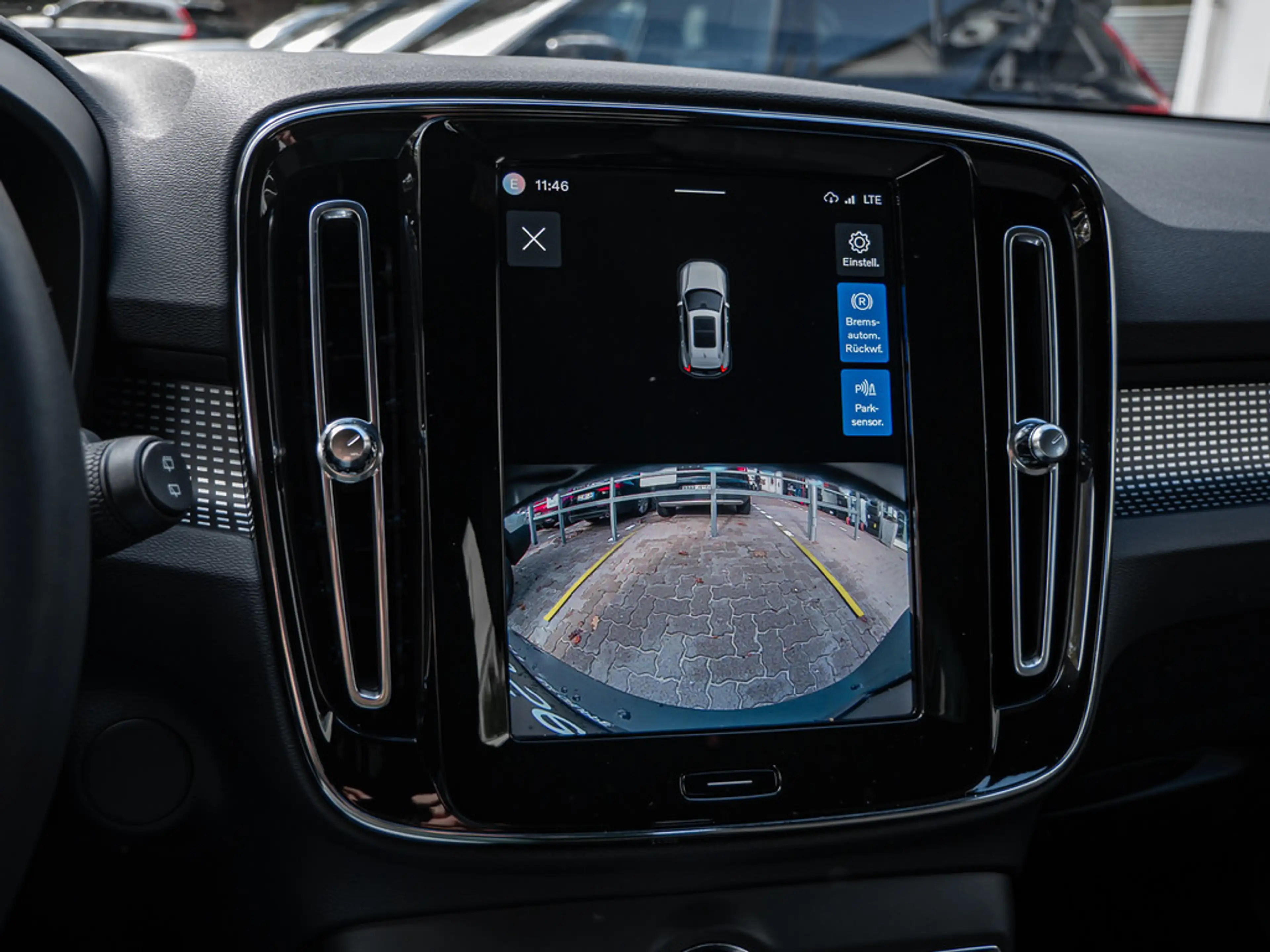 Volvo XC40 Recharge Single Core KAM SHZ — photo 11
