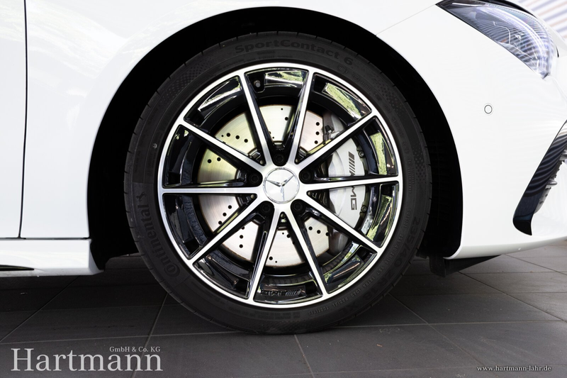 Mercedes-Benz CLA 35 AMG CLA 35 4M AMG SB Night Panorama Multibeam Sound — photo 6