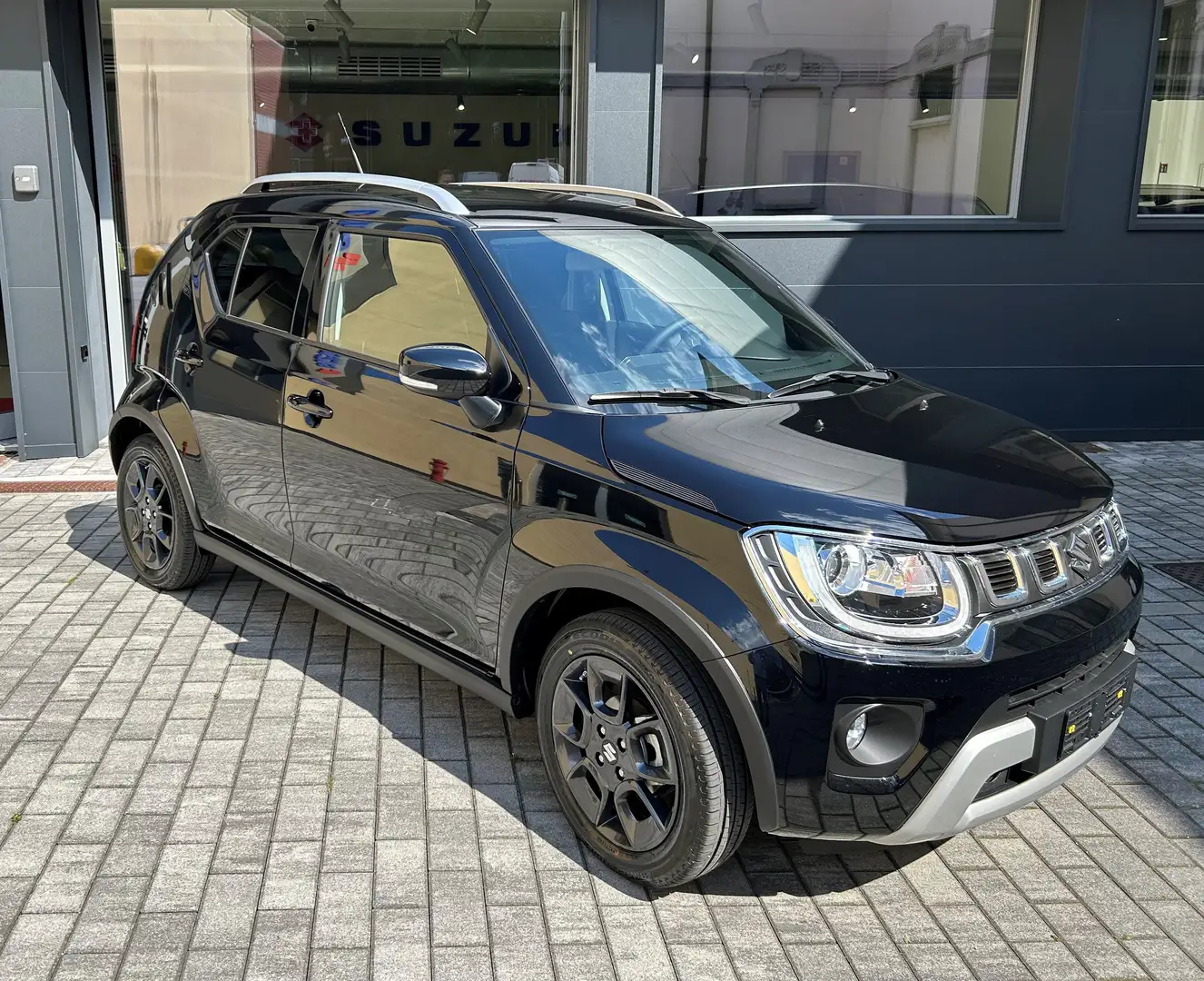 Suzuki Ignis 1.2 HYBRID TOP 4 CILINDRI NUOVA DA IMMATRICOLARE Fekete - 2