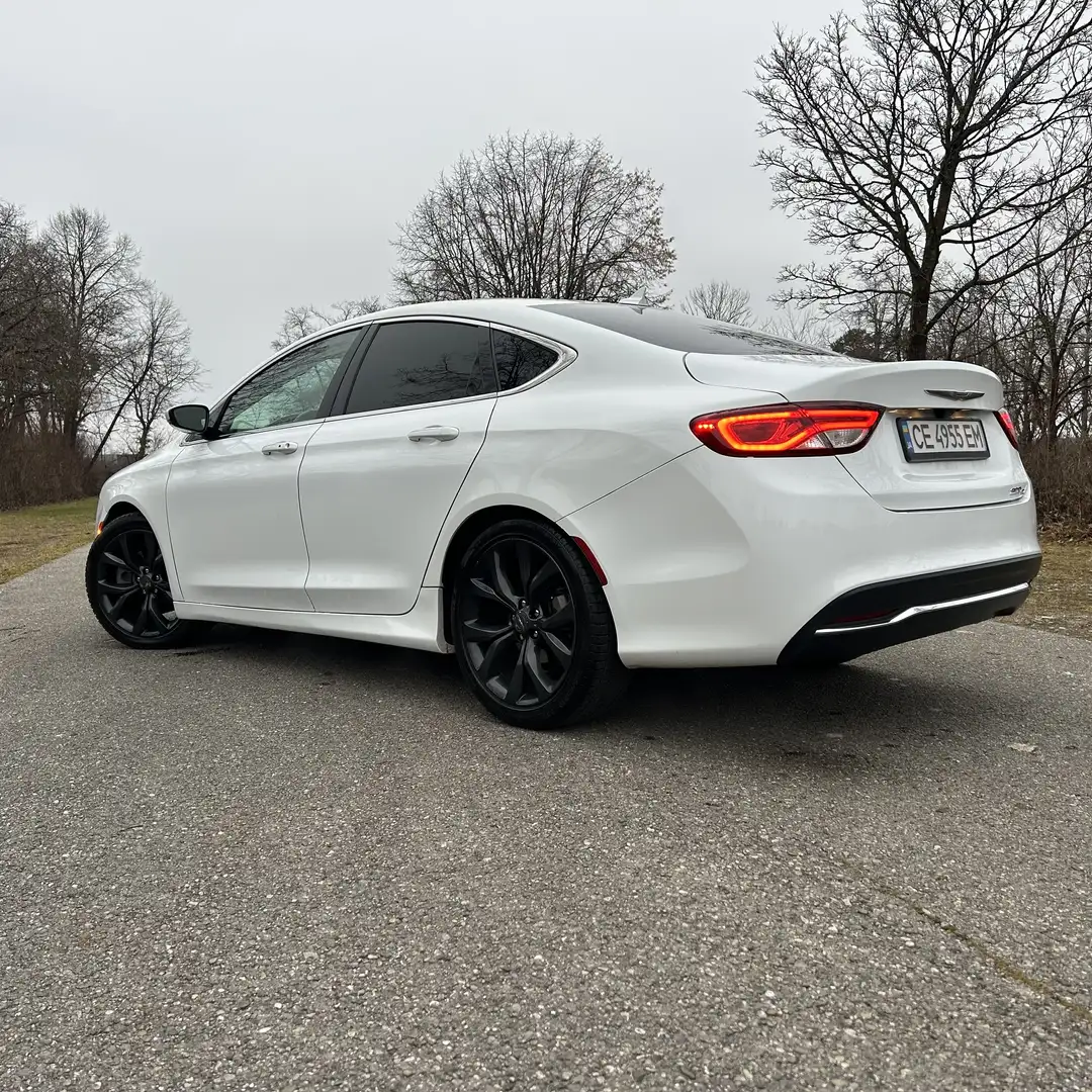 Chrysler 200 CHRYSLER 200 C • 2.4 Blanco - 2