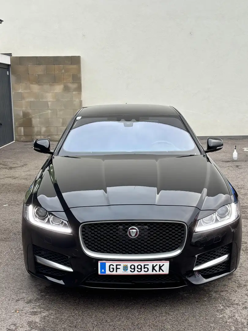 Jaguar XF 20d AWD Prestige Aut. - 2