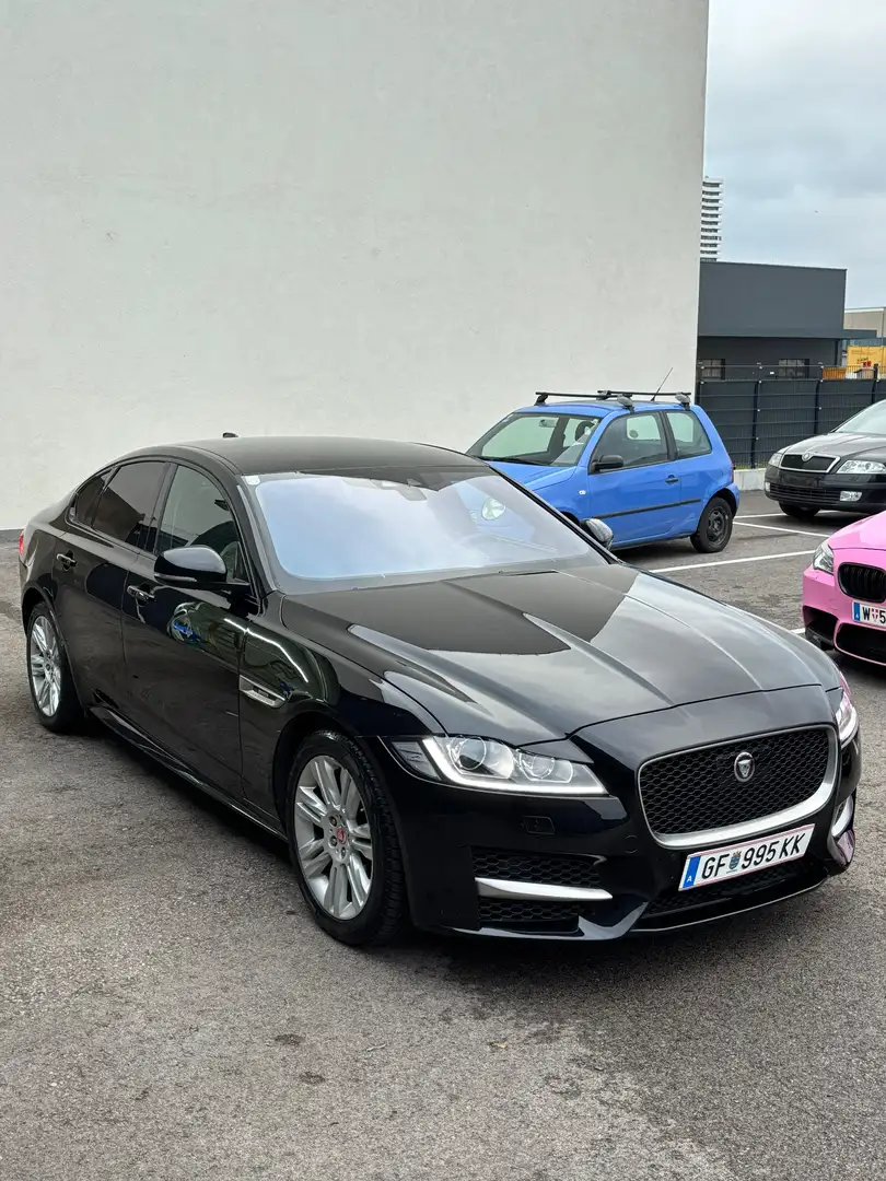 Jaguar XF 20d AWD Prestige Aut. - 1
