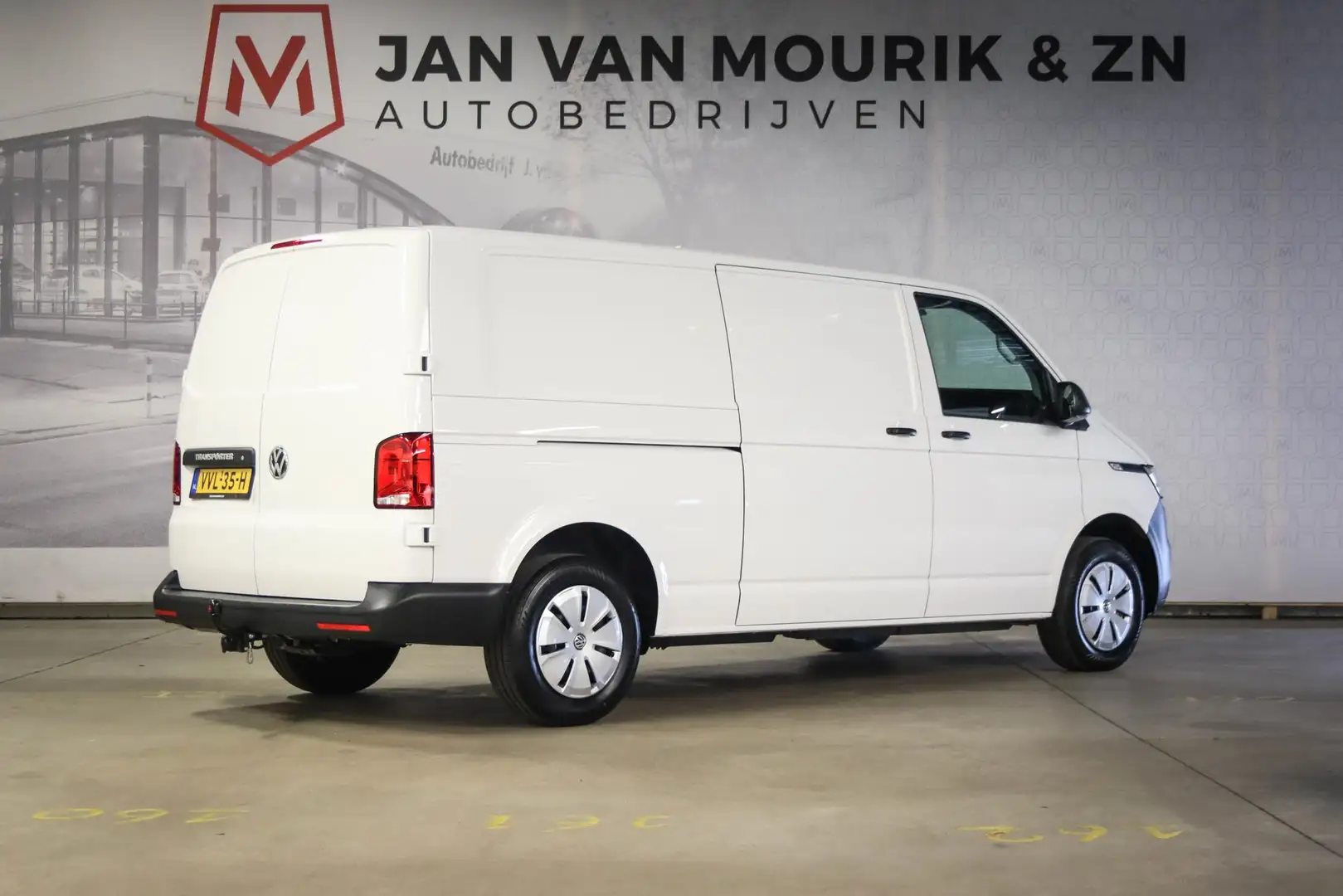 Volkswagen T6.1 Transporter 2.0 TDI L2H1 28 Comfortline EURO 6 | NAVI PACK | A Wit - 2