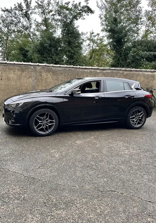 Infiniti Q30 2018 из Европы — купить под ключ