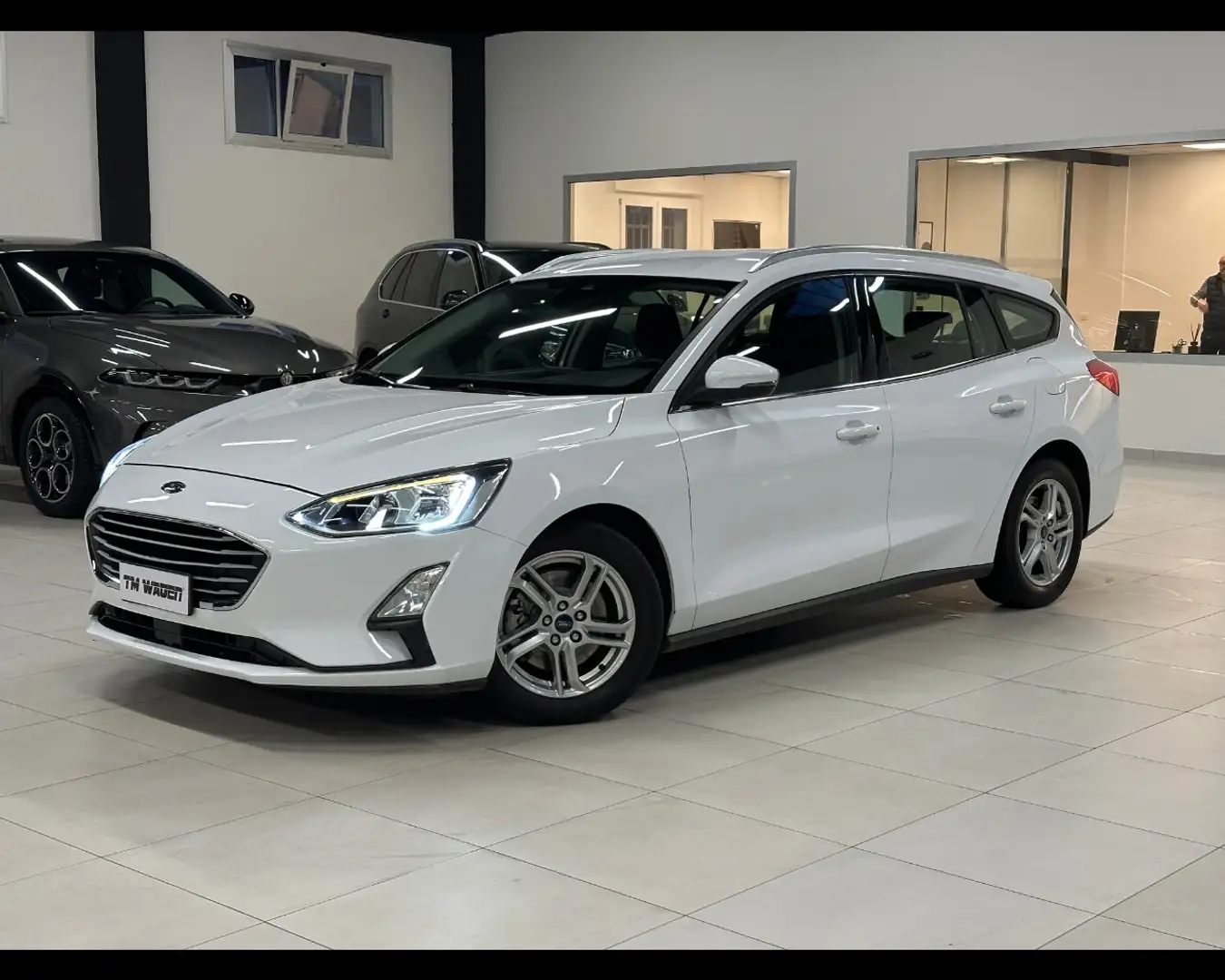 Ford Focus 1.5 EcoBlue 95 CV SW Business Bianco - 1