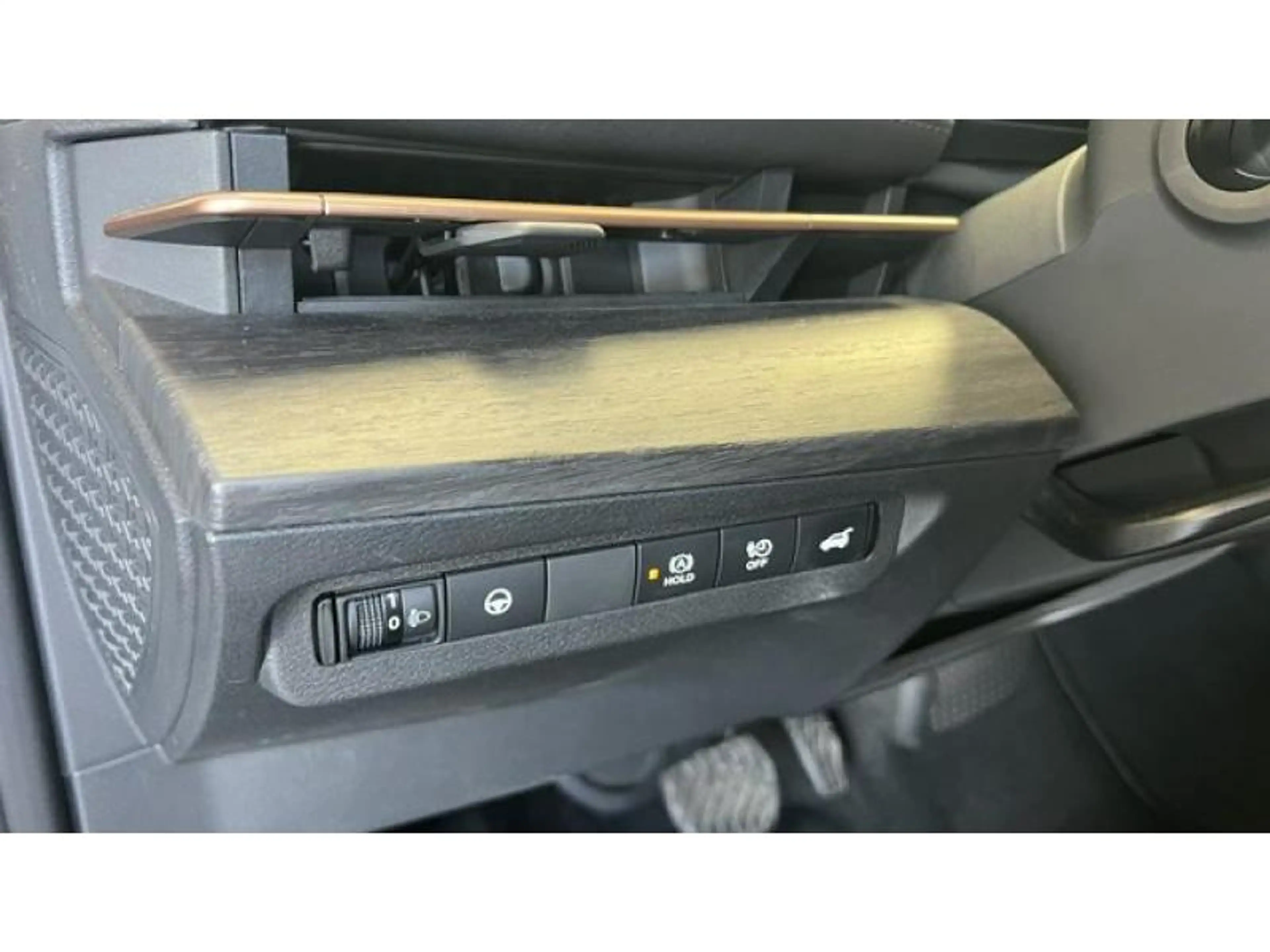 Nissan Ariya Advance 2 WD 63 Kwh toit ouvrant — photo 13