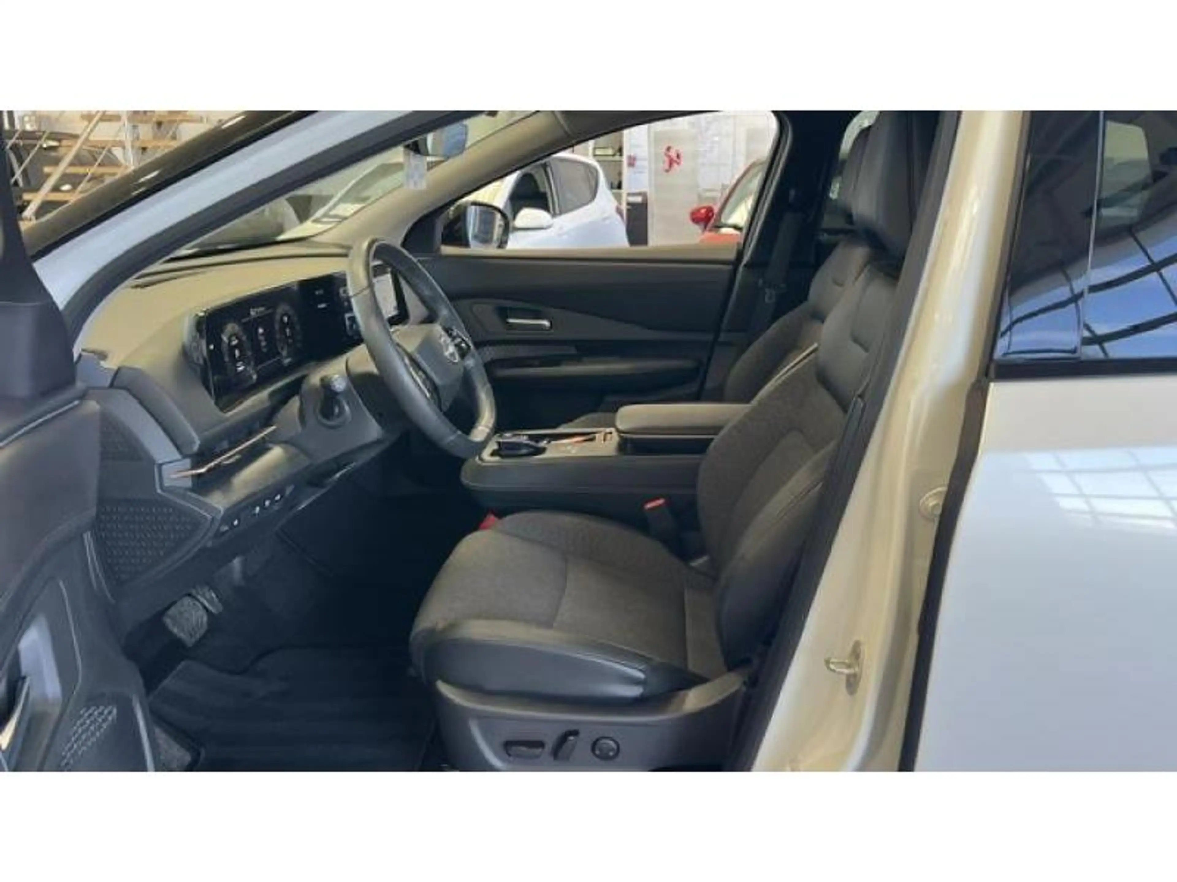 Nissan Ariya Advance 2 WD 63 Kwh toit ouvrant — photo 9
