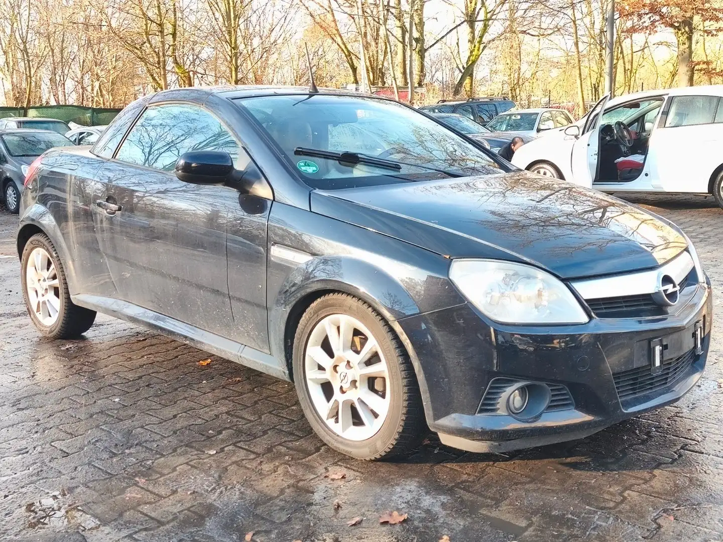 Opel Tigra Twin Top Sport Schwarz - 1