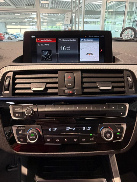 BMW 240 Automatik LED Scheckheft — photo 11