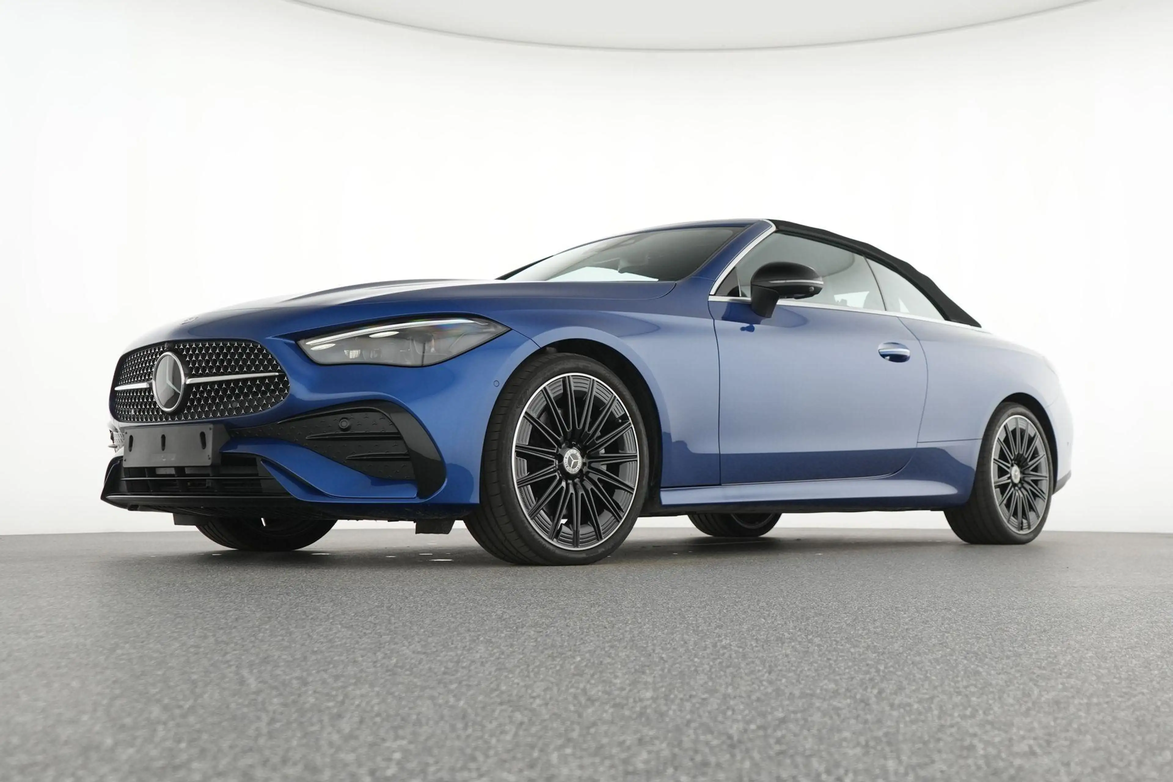 Mercedes-Benz CLE 200 Cabriolet AMG Line 200 AMG Line — photo 10