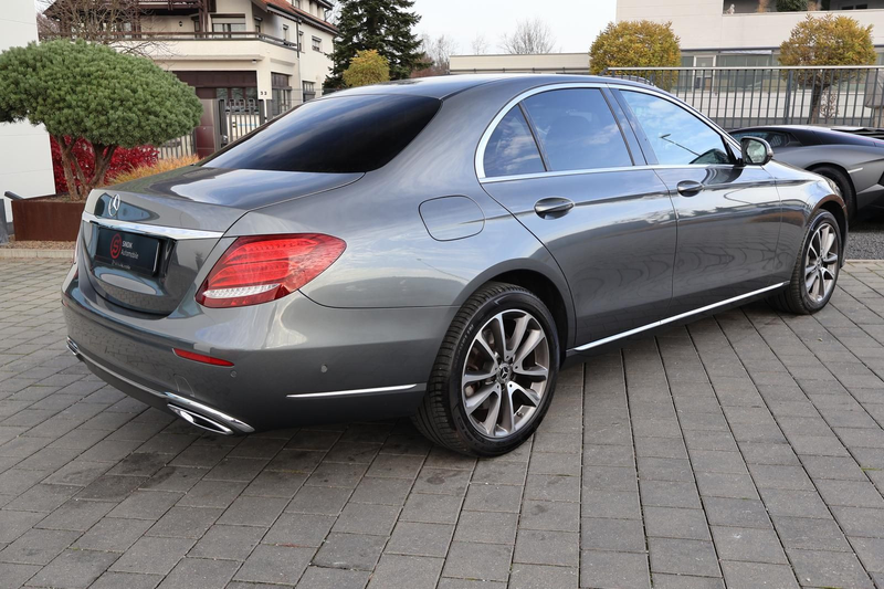Mercedes-Benz E 400 d 4M Avantgarde EXCLUSIVE Standhzg-Widescr. — photo 11
