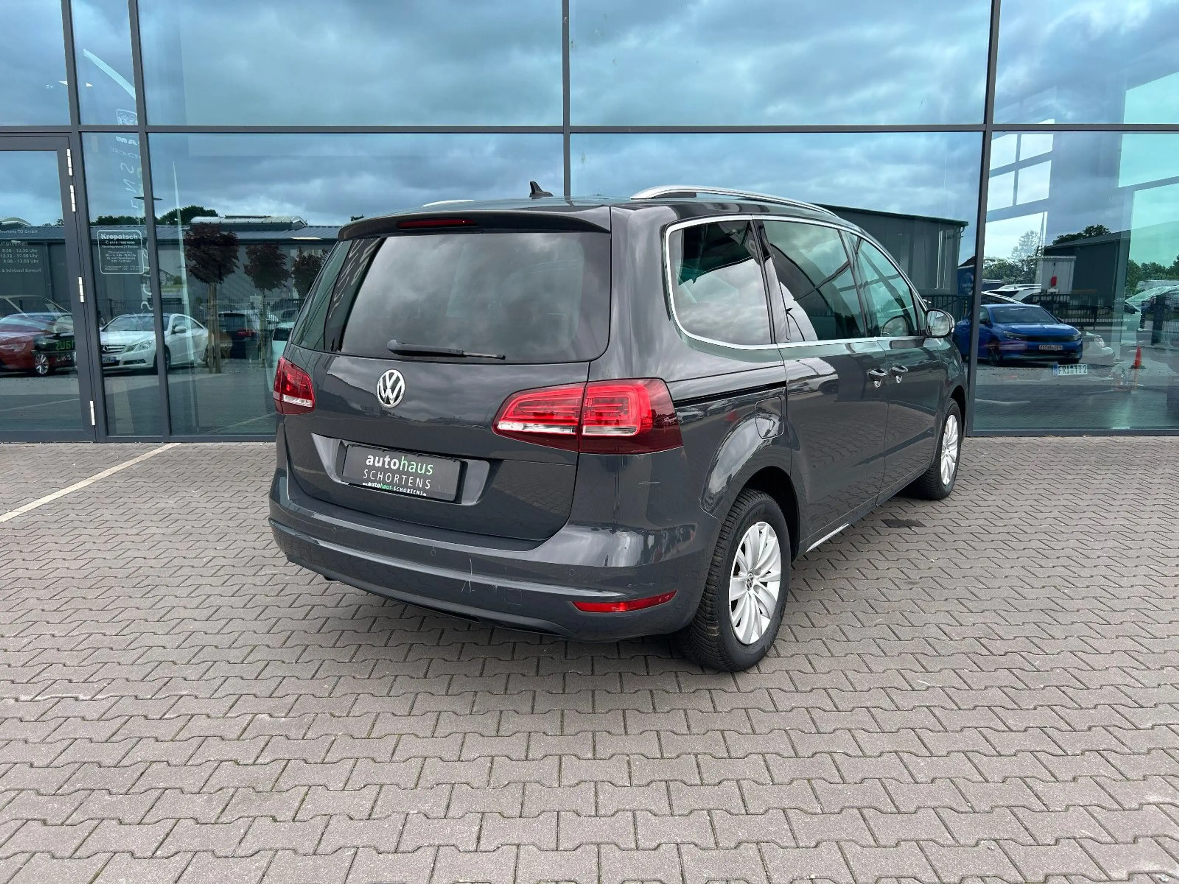 Volkswagen Sharan 1.4 TSI Comfortline *STNDHZG*AHK*SHZ*7Si* — photo 2