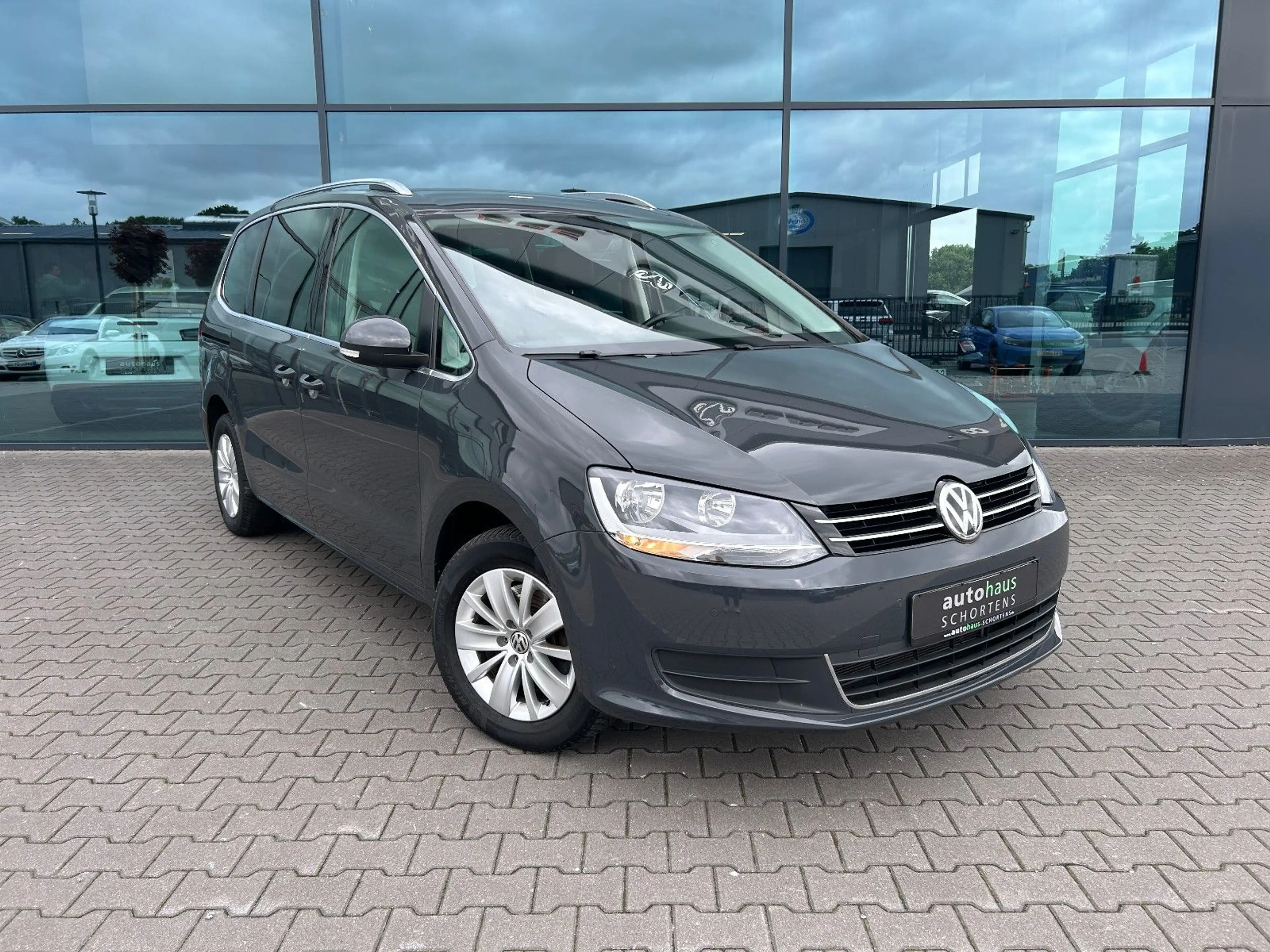 Volkswagen Sharan 1.4 TSI Comfortline *STNDHZG*AHK*SHZ*7Si* — photo 3
