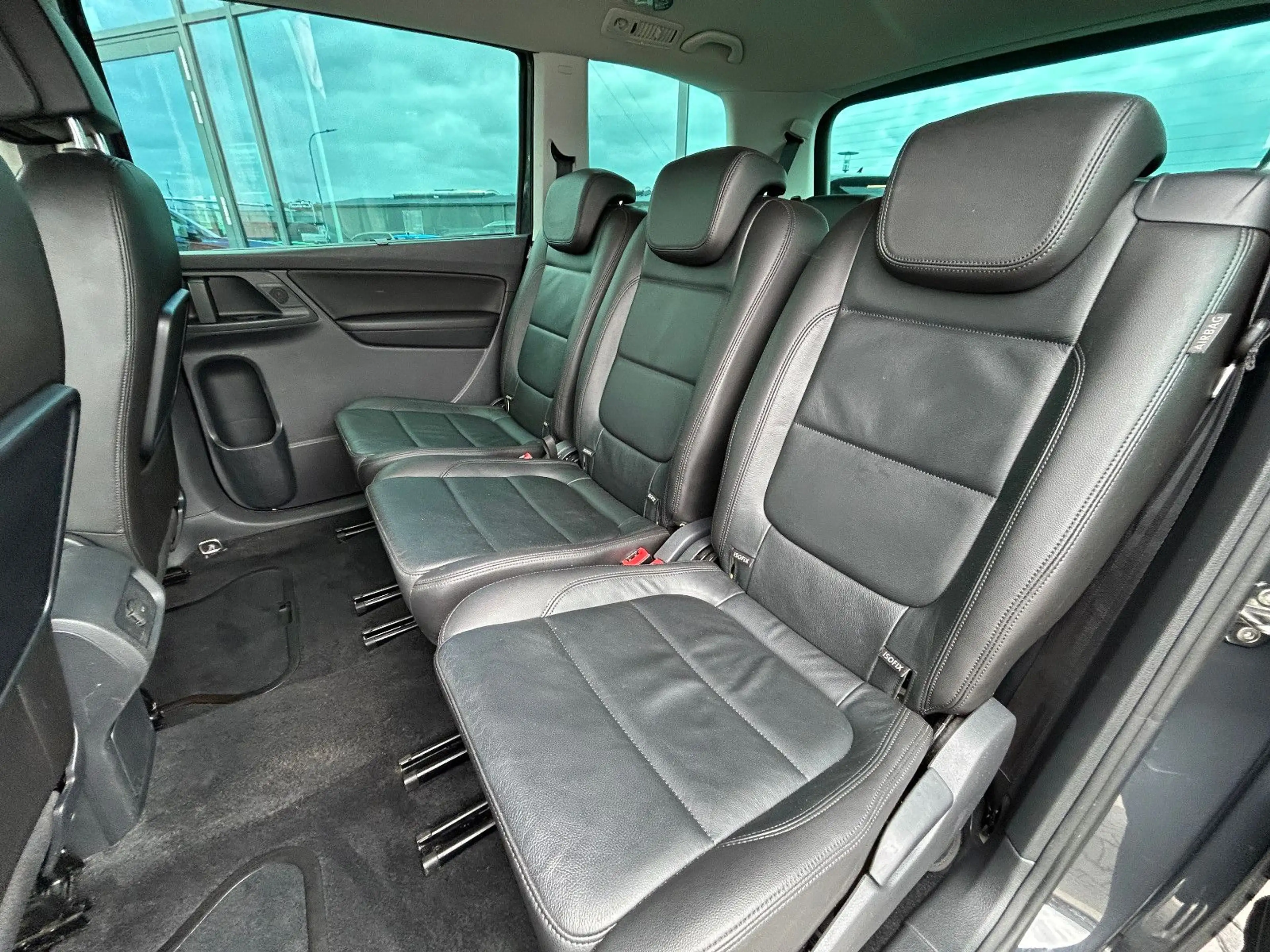 Volkswagen Sharan 1.4 TSI Comfortline *STNDHZG*AHK*SHZ*7Si* — photo 9
