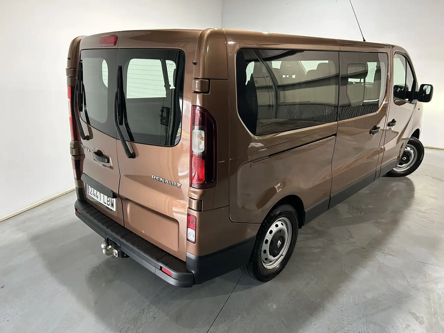 Renault Trafic Combi 2.0dCi Energy Blue Authentic 81kW Marrón - 2