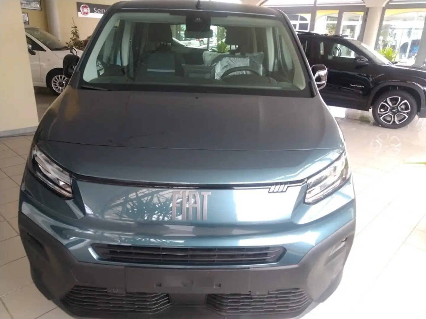 Fiat Doblo DOBLO' 4° serie COMBI 1.5 BlueHdi 100CV MT6 mod. Azul - 2