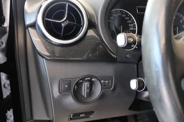 Mercedes-Benz B-Class view 18