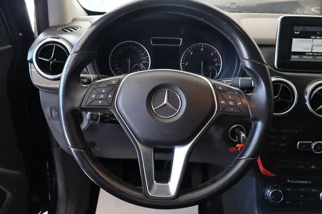 Mercedes-Benz B-Class view 14