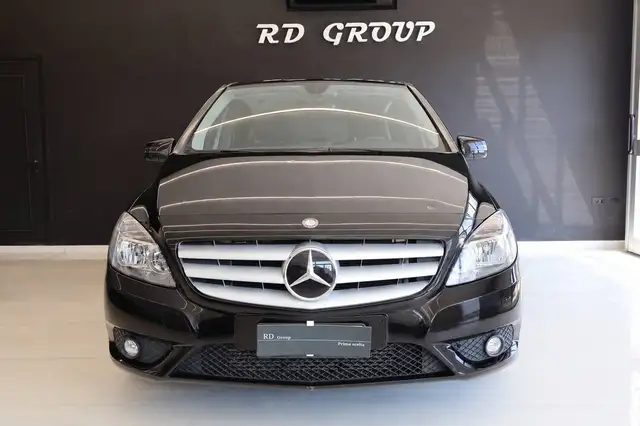 Mercedes-Benz B-Class view 2