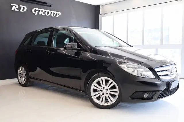 Mercedes-Benz B-Class view 4