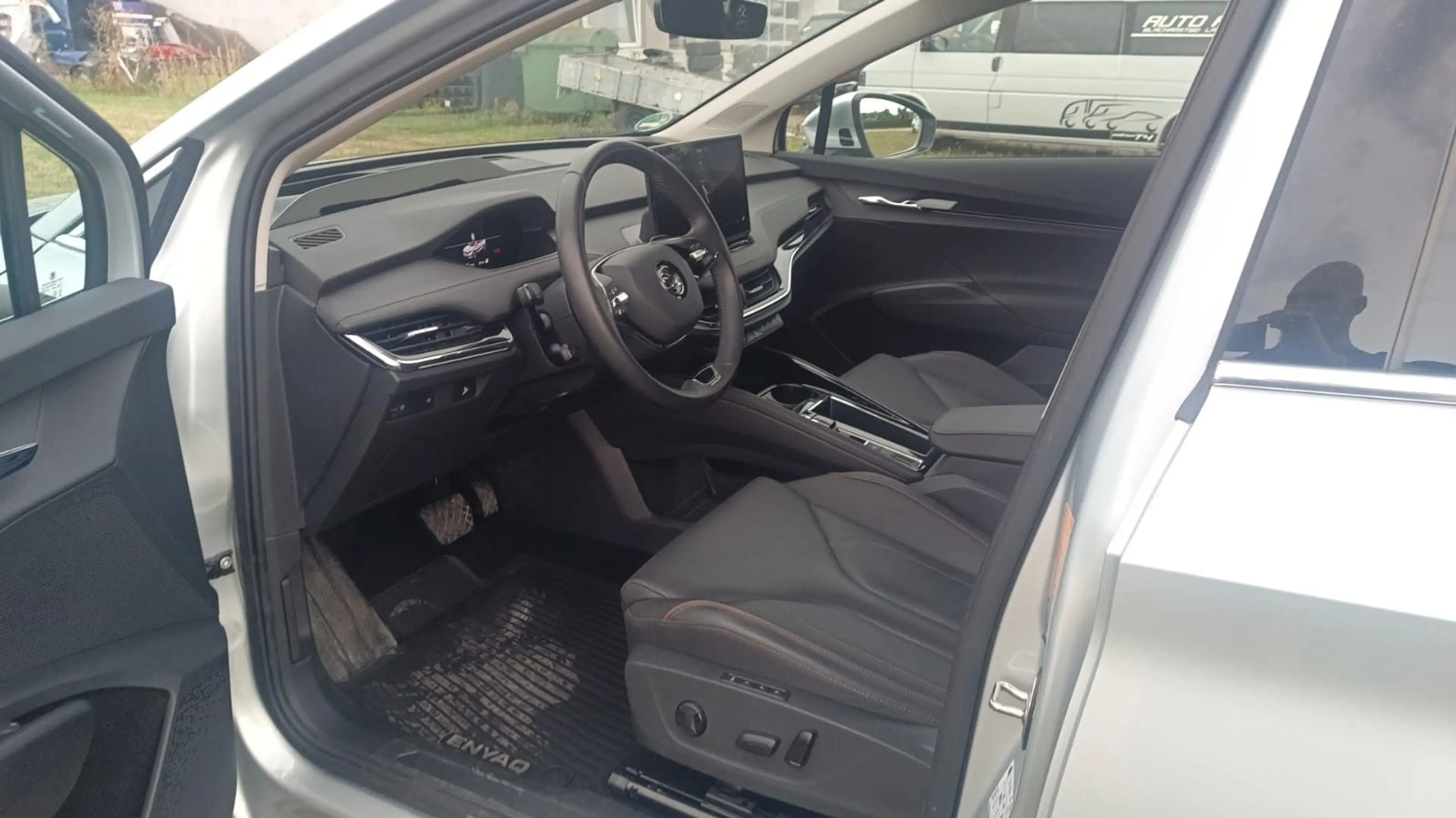 Skoda Enyaq 80 x Suite — photo 4