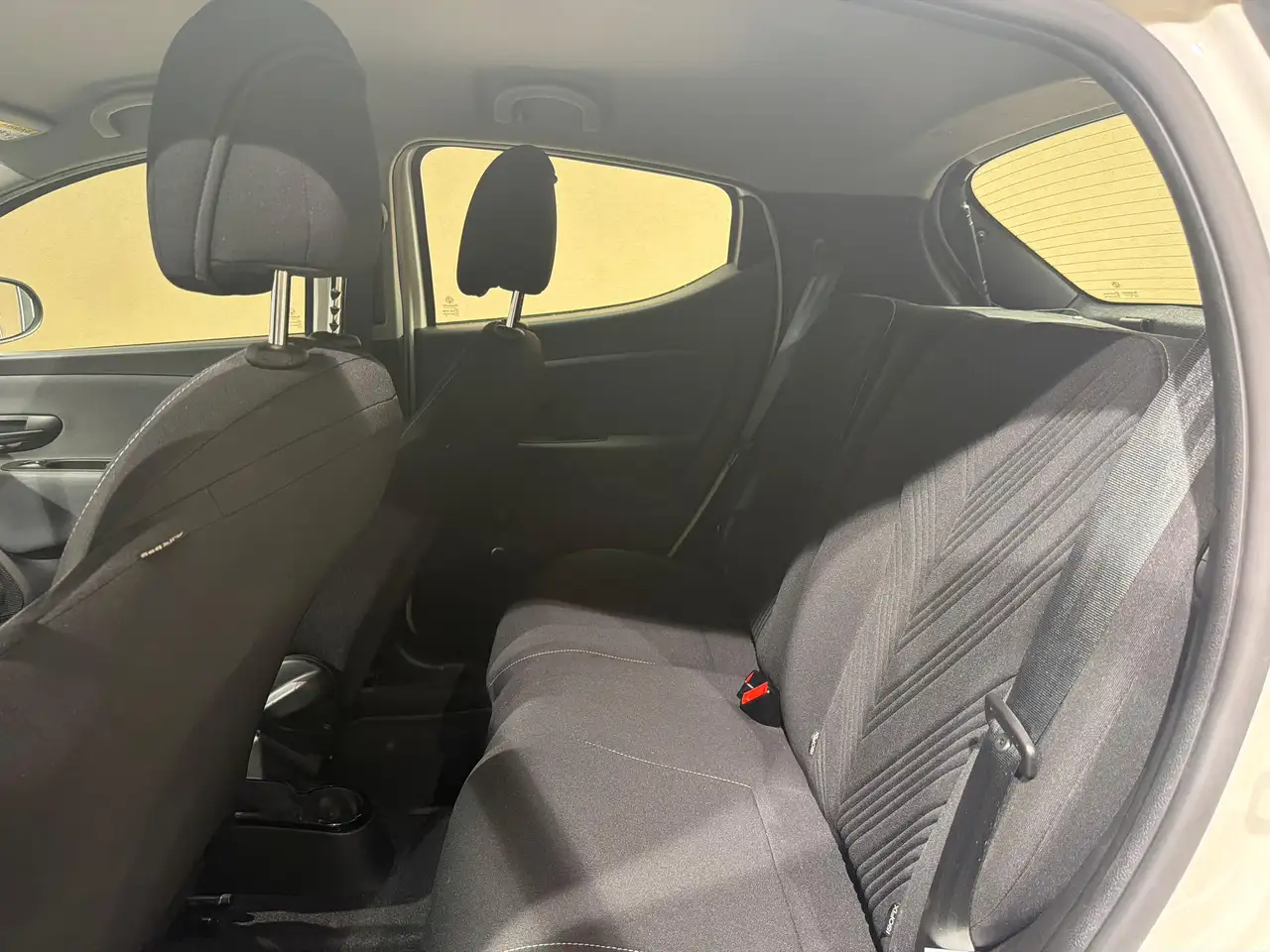 Lancia Ypsilon 2022 — фото 11