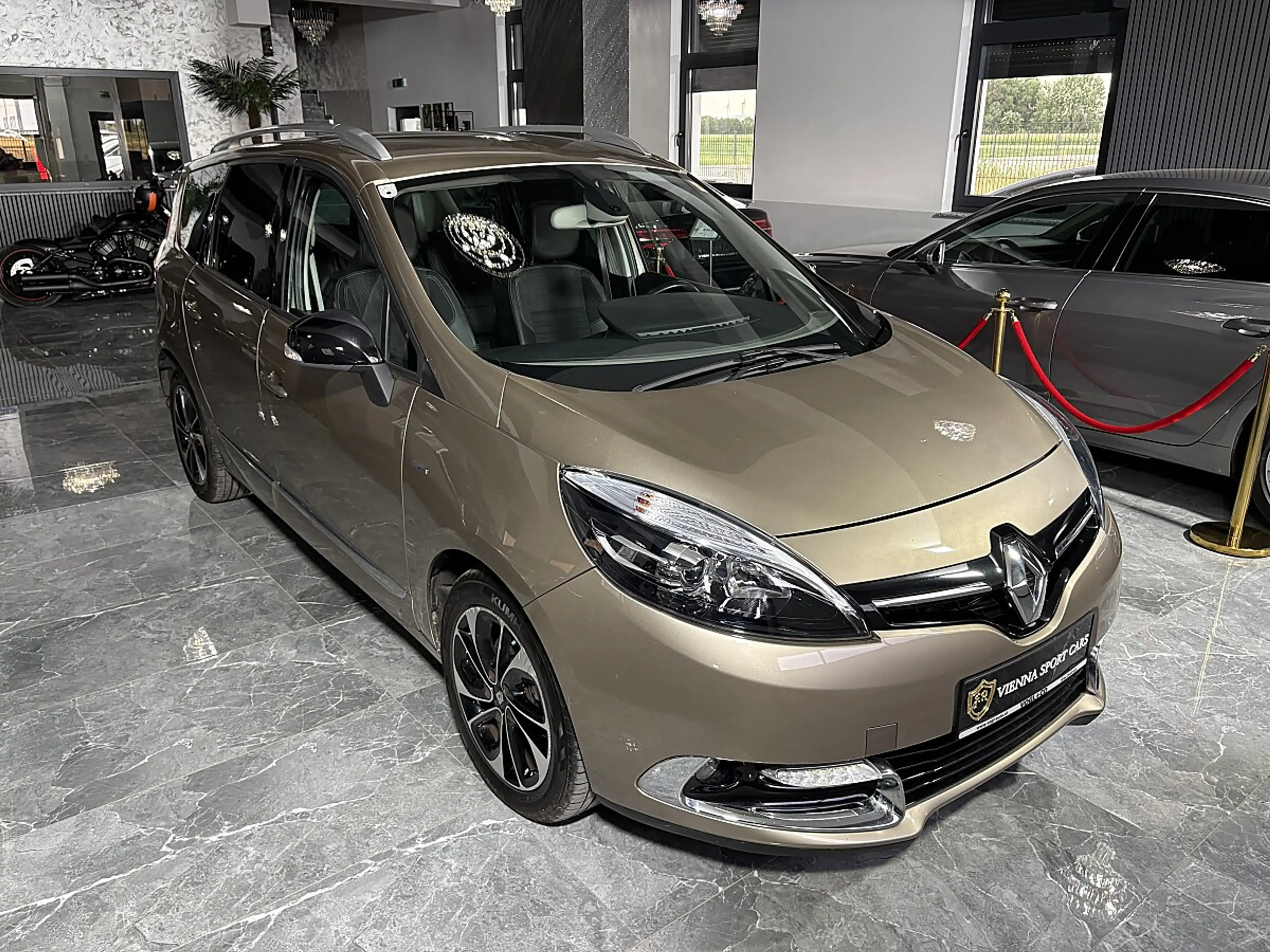 Renault Scenic Scénic Energy dCi*BOSE EDITION*7-SITZE*1-BESITZ* — photo 5