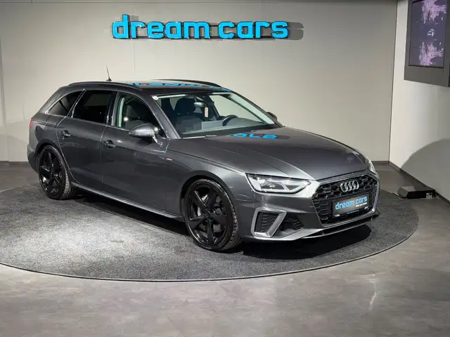 Audi A4 view 9