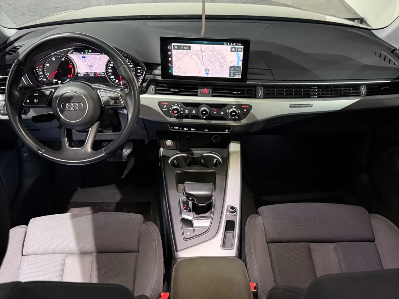 Audi A4 Avant 50 TDI quattro S-line tiptronic / Blackline Bild 19