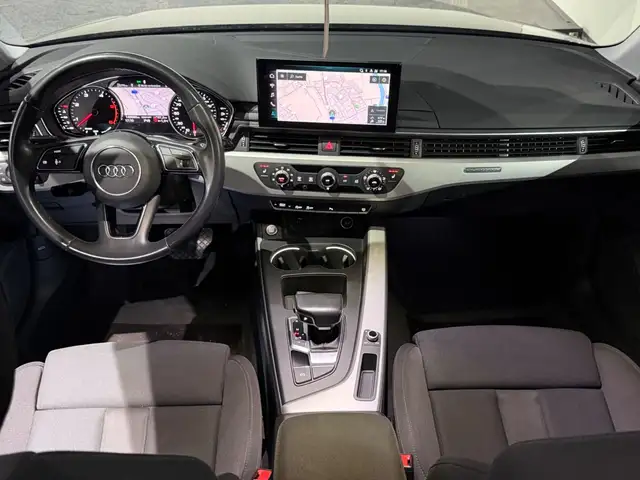 Audi A4 view 19