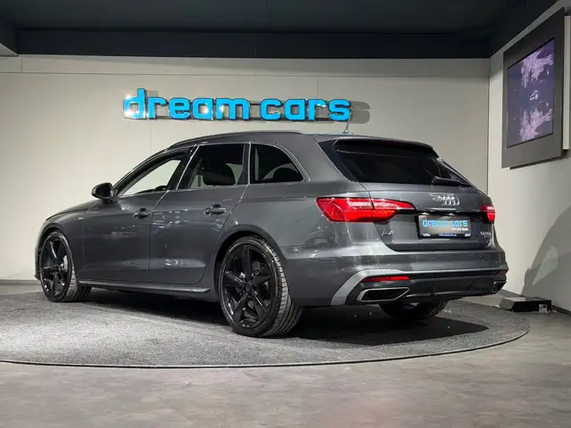 Audi A4 view 3