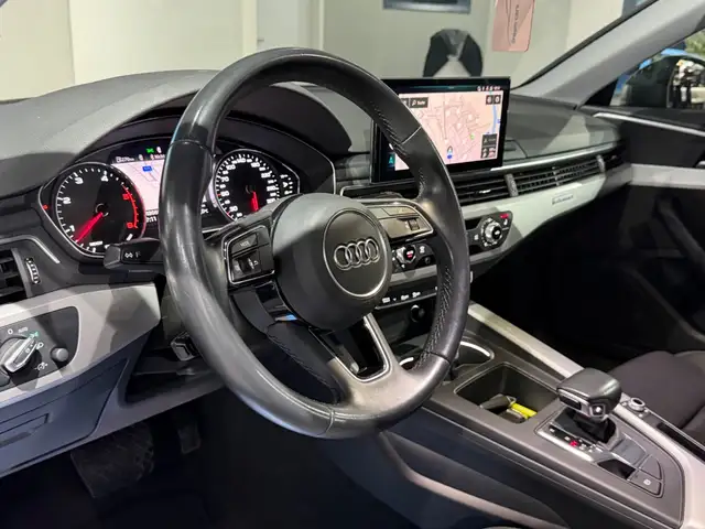 Audi A4 view 22
