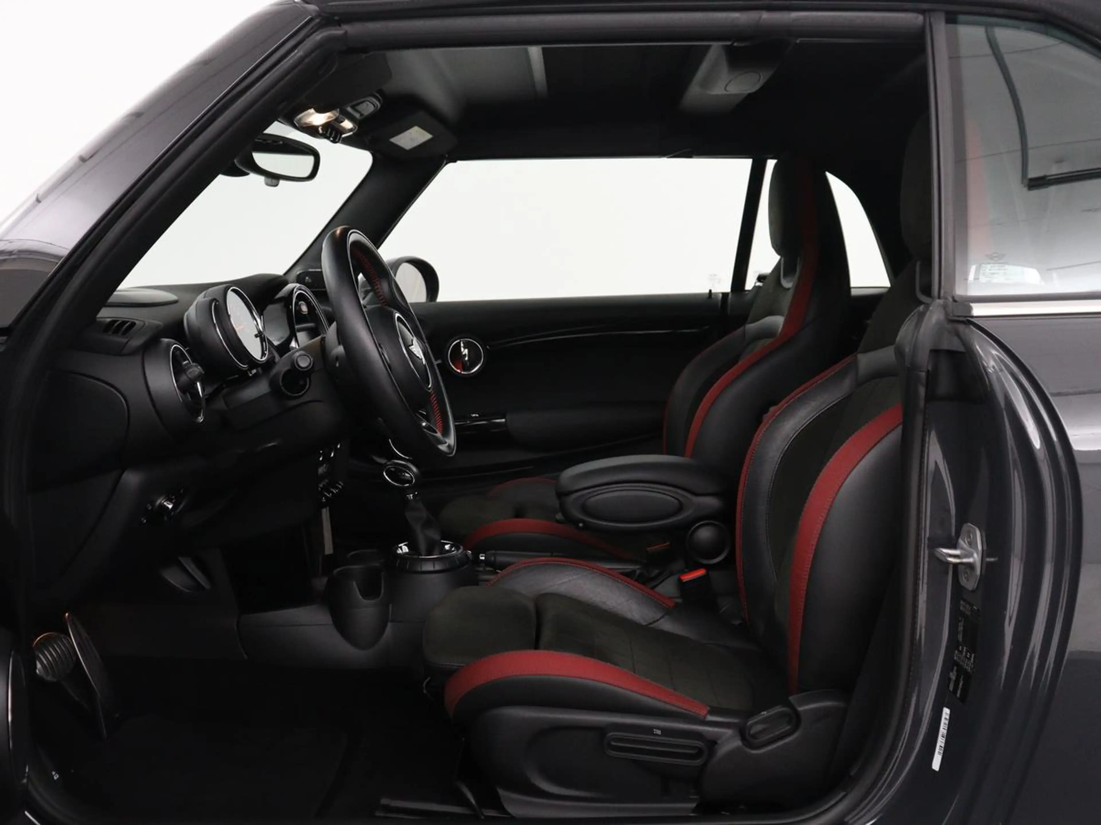 MINI Cooper S Cabrio 2.0 Chili Serious Business | Leder/alcantara | Har — photo 3