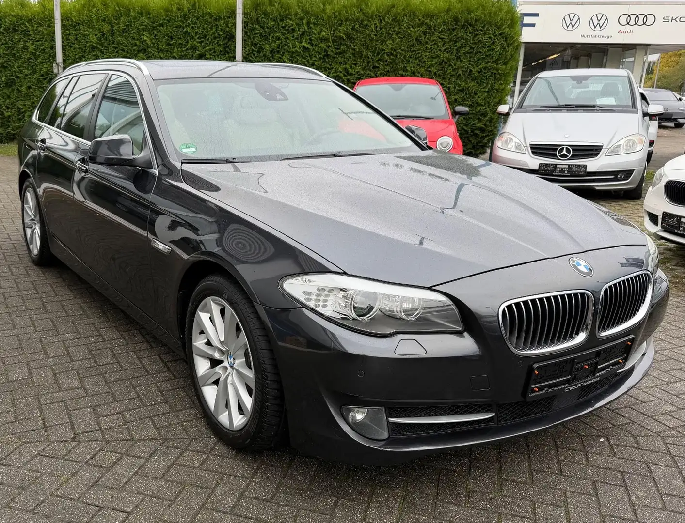 BMW 530 dTouring / Vollauslastung/Top gepflegt!! Grau - 2
